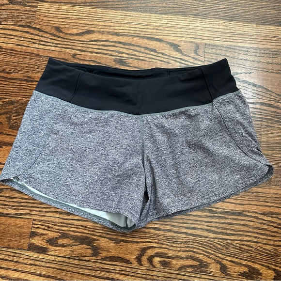👟 Lululemon Grey Shorts - Picture 1 of 4